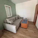 Zdravko * Τρογκίρ