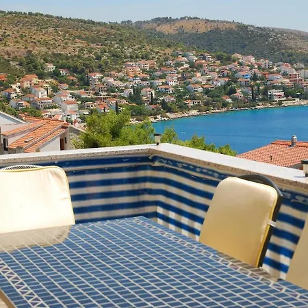 Zdravko Apartament Trogir