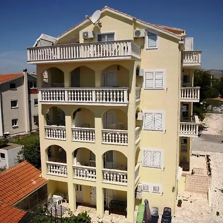 Zdravko Apartament *